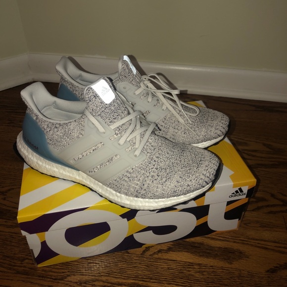 Adidas size 11 grey/blue ultraboosts - Picture 3 of 5